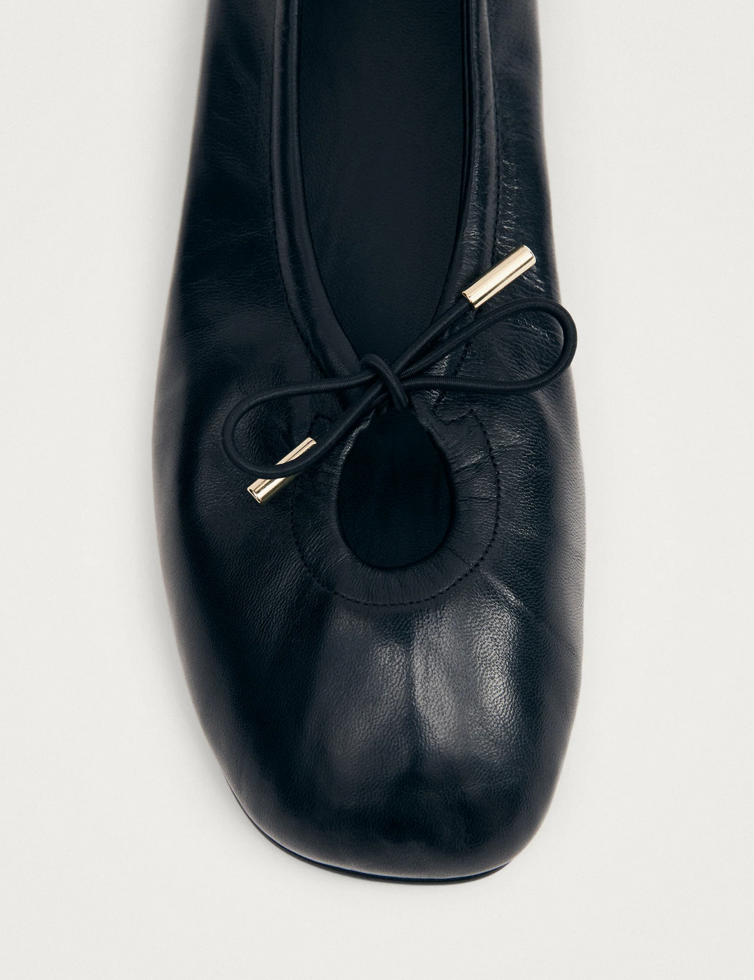 Alohas Rosalind black