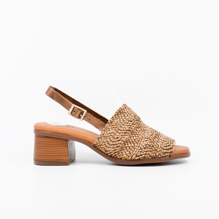 nu x Neo Ramona cuero