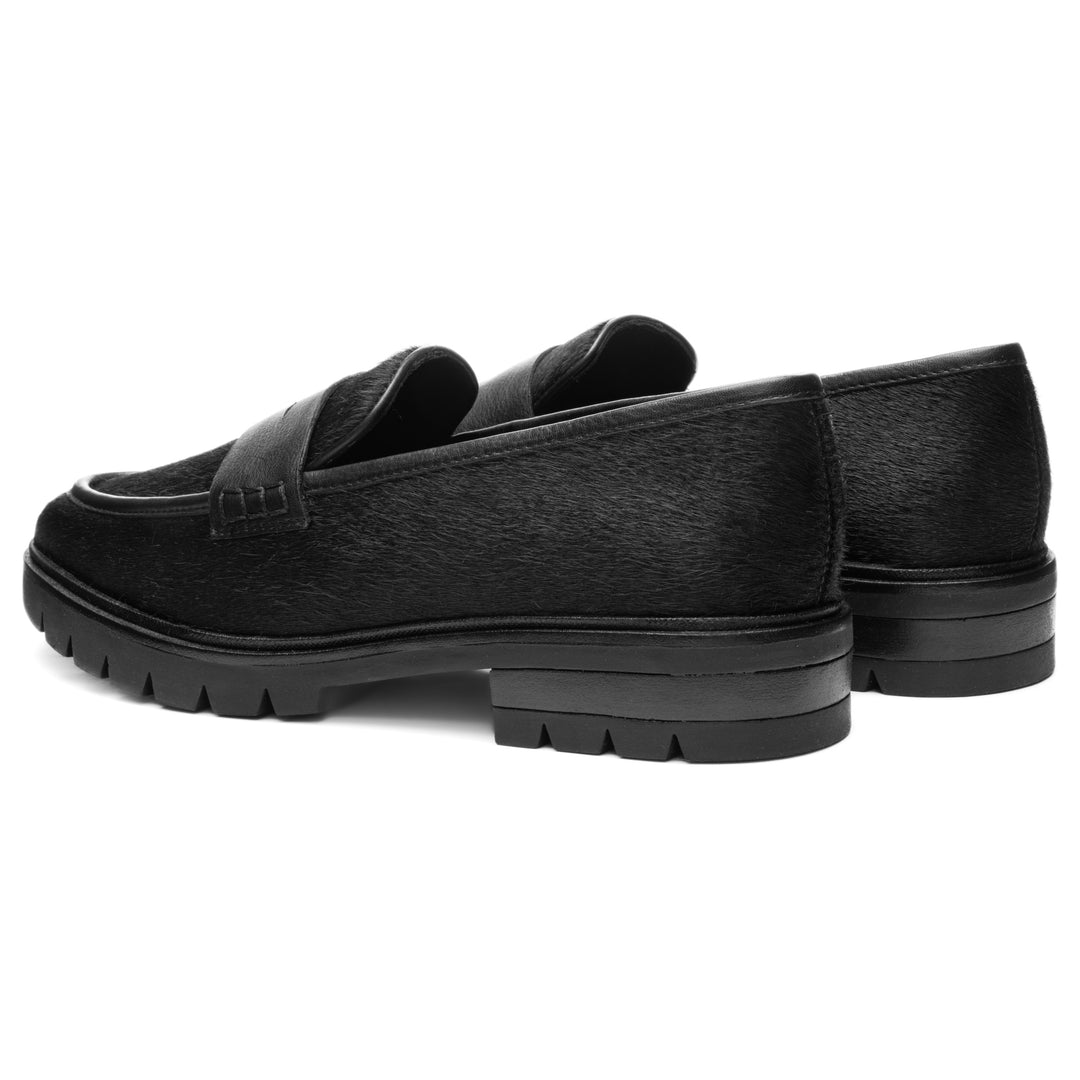 Ara 11225 black pony