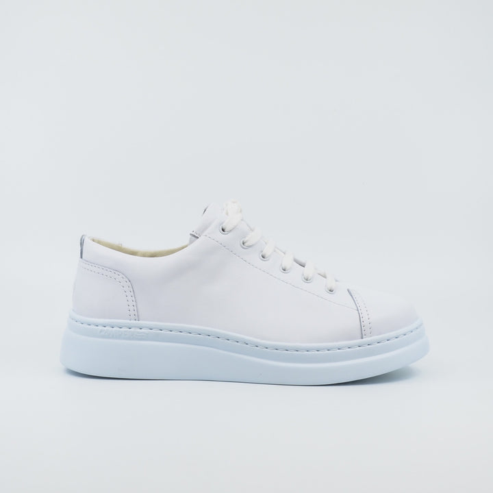 Camper Runner Up white