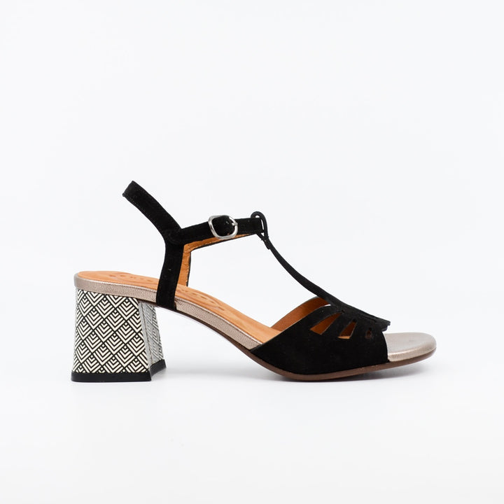 Chie Mihara Lareina black
