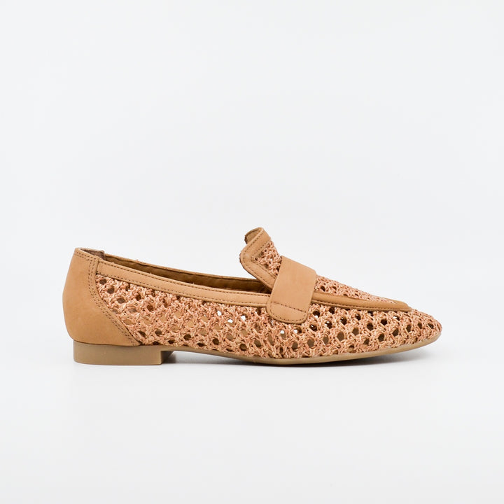 Paul Green Delta camel