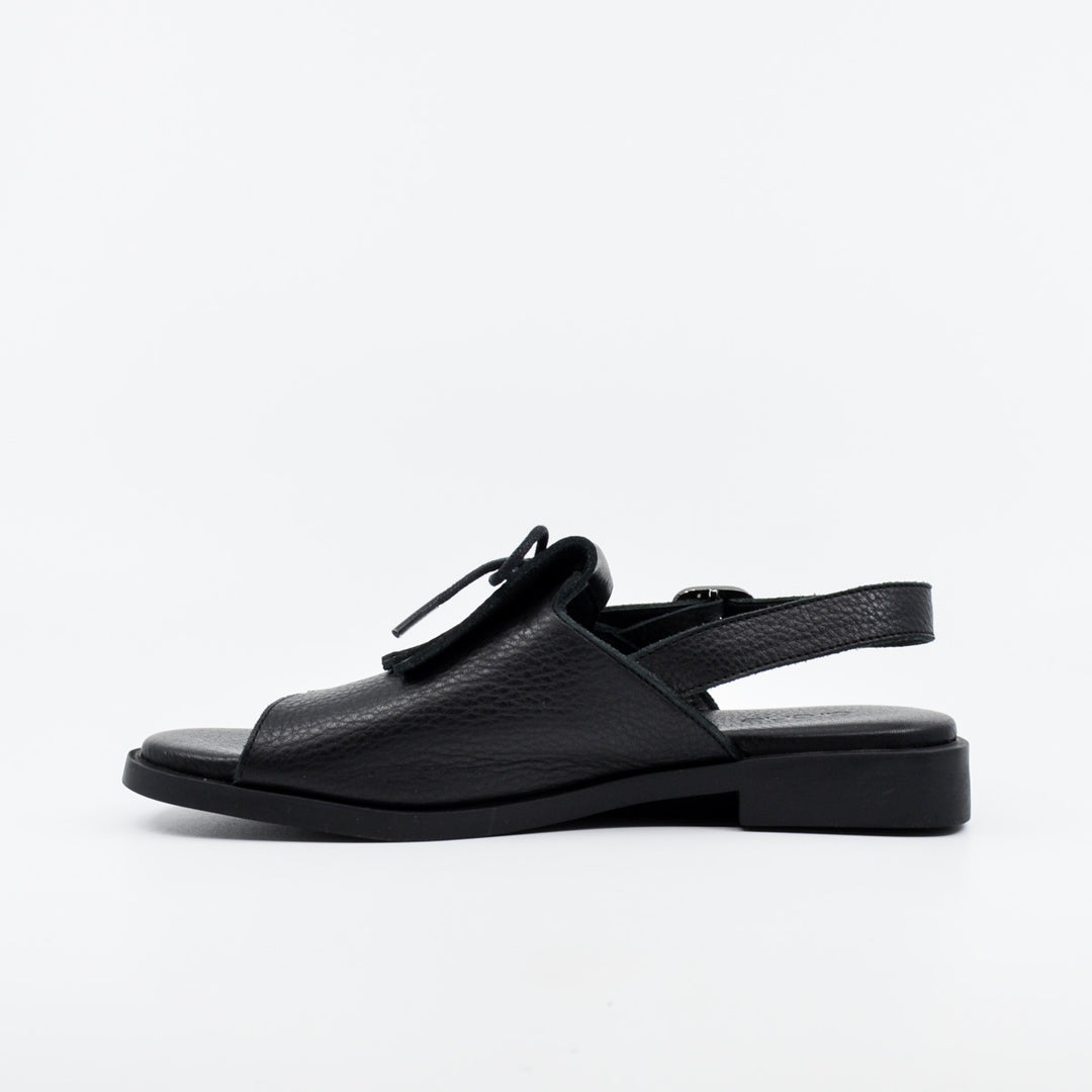 Arche Kakuma black