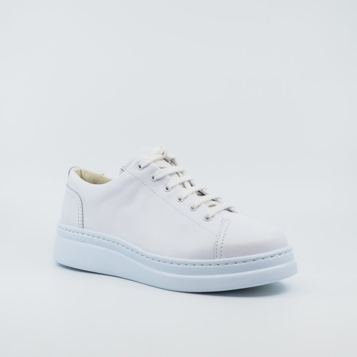 Camper Runner Up white