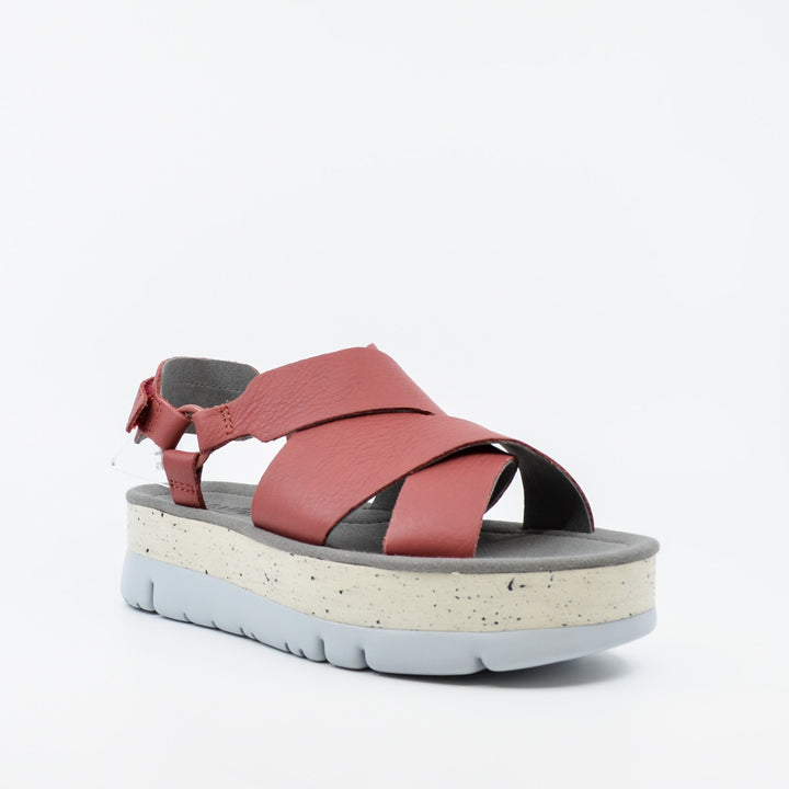 Camper Oruga Up red