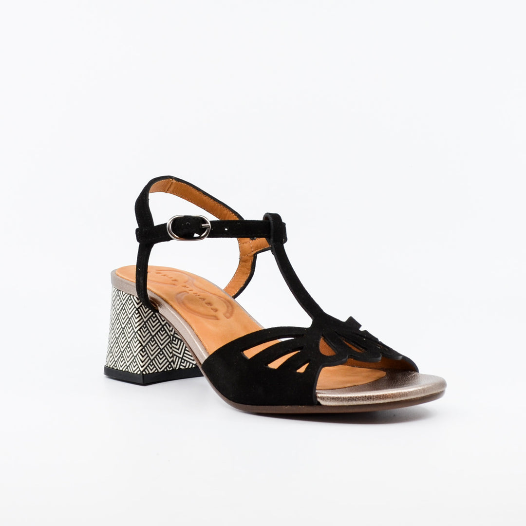 Chie Mihara Lareina black