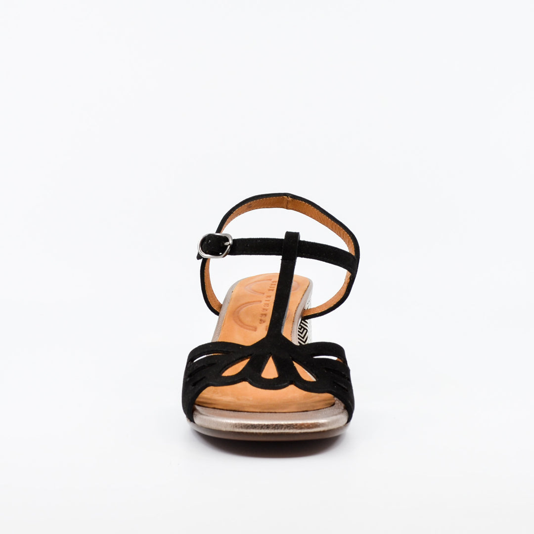 Chie Mihara Lareina black