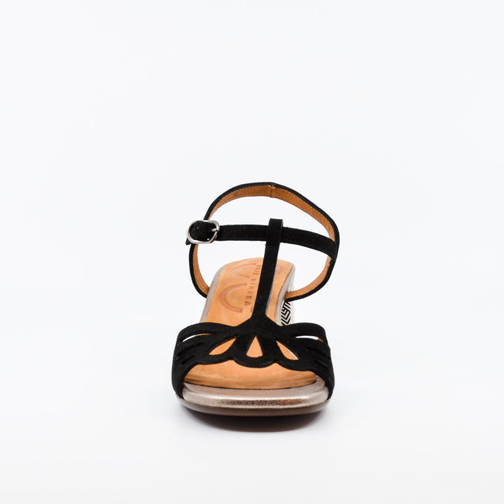 Chie Mihara Lareina black