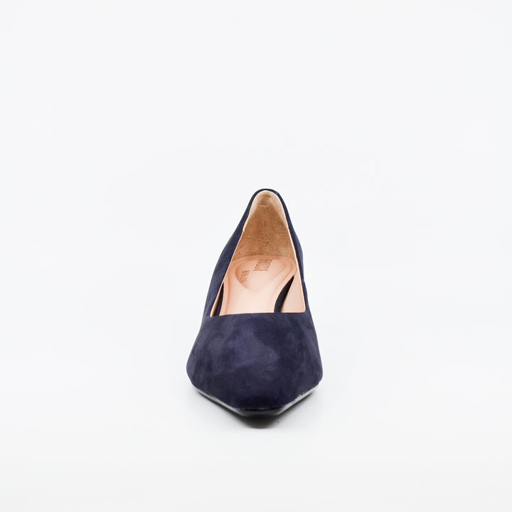 Chrissie Blaze navy