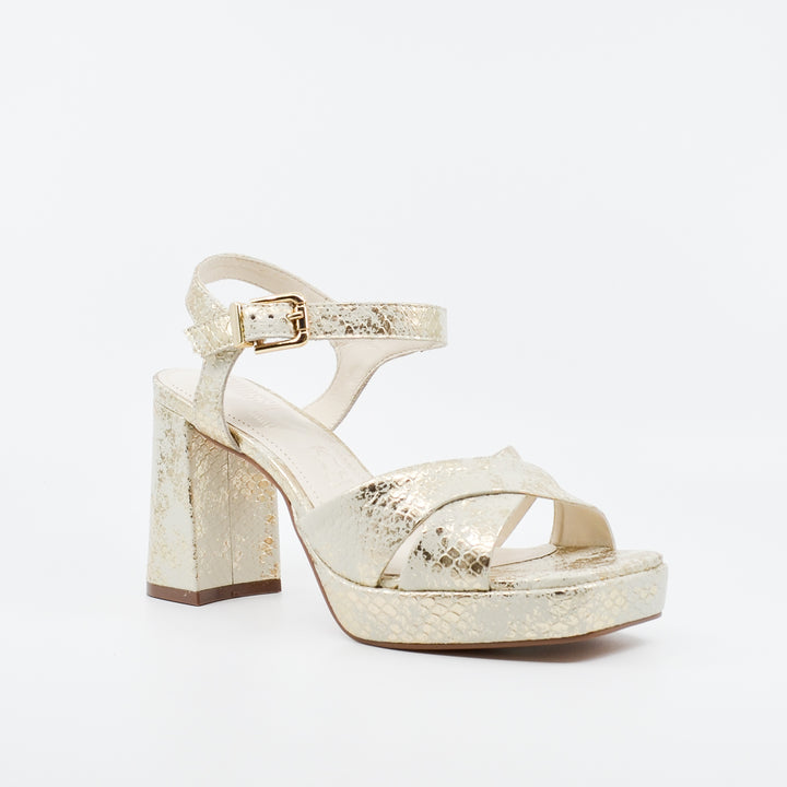 Chrissie Runaway bone gold