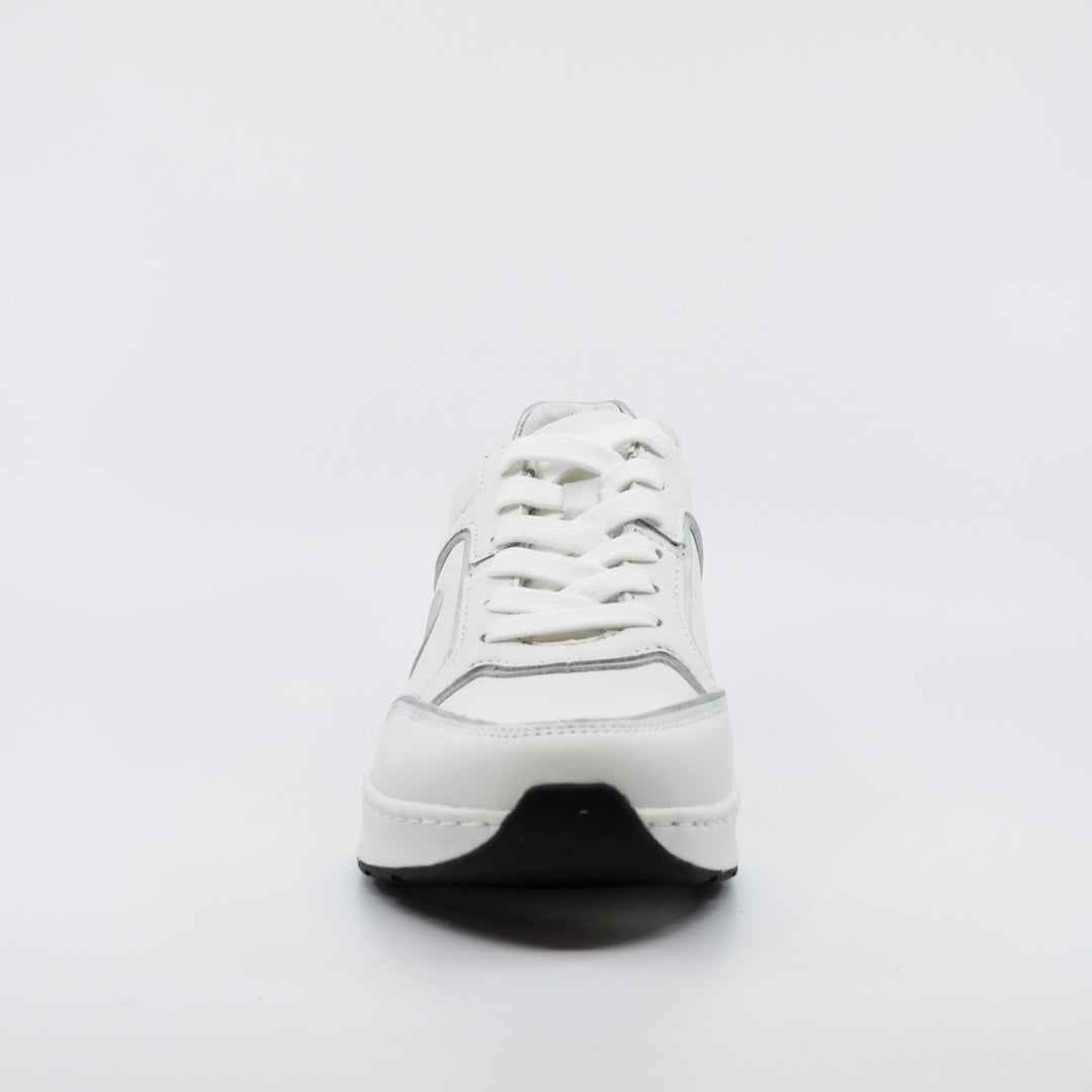 Josef Seibel Lissi 12 white & silver