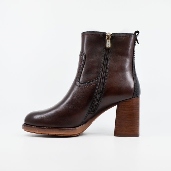 Pikolinos 8945 caoba