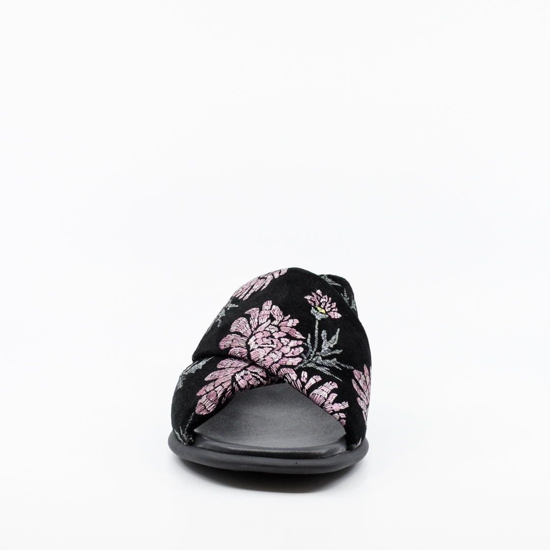 Think! Vivi black