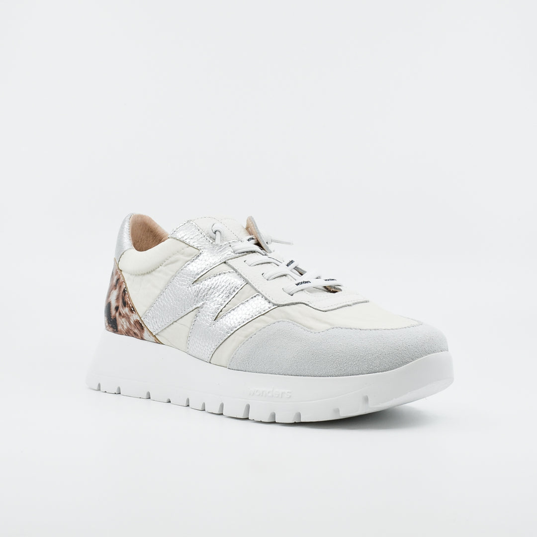 Wonders A-24100 off white & silver