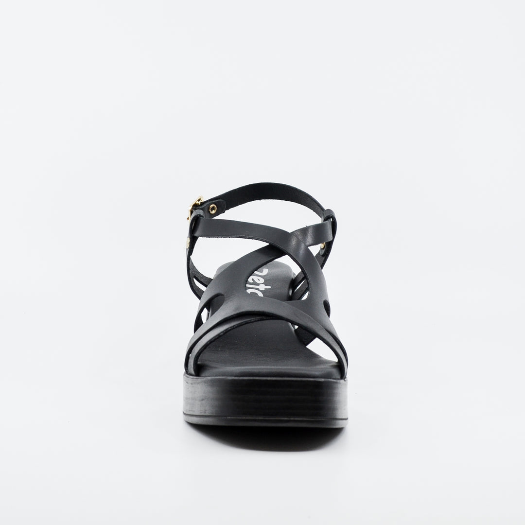Zeta Wink black